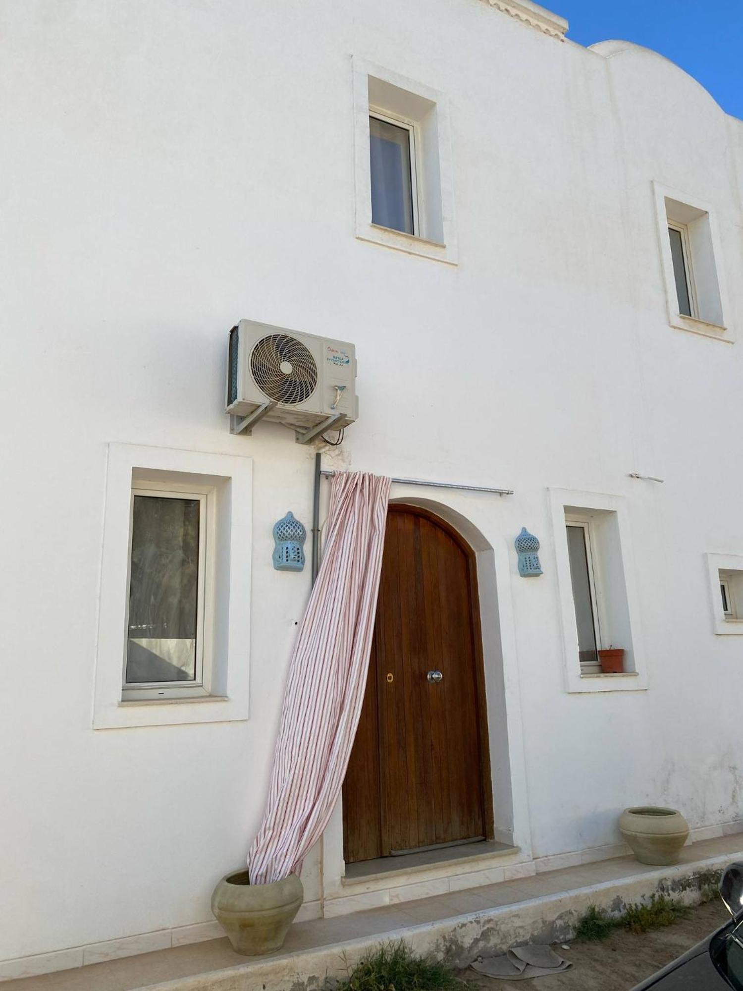 Maison De Charme Houmt Souk  Buitenkant foto